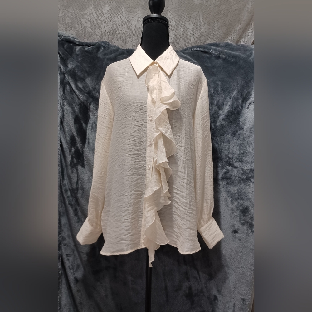 Mango NWT Flying Camisa Button-Up Cascading Poet Ruffle Top Size Large In Ecru